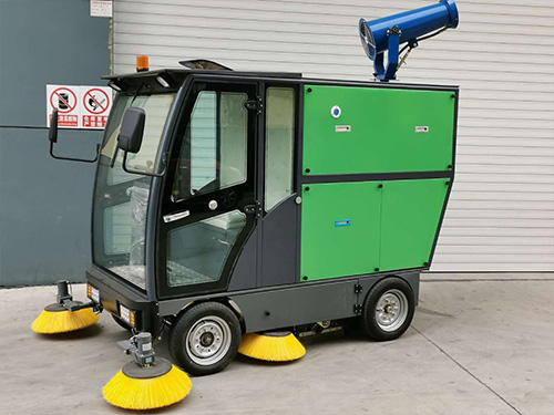 CD-Z2200全封閉駕駛式大功率真空負(fù)壓吸塵自動(dòng)掃地高壓沖洗一體機(jī)